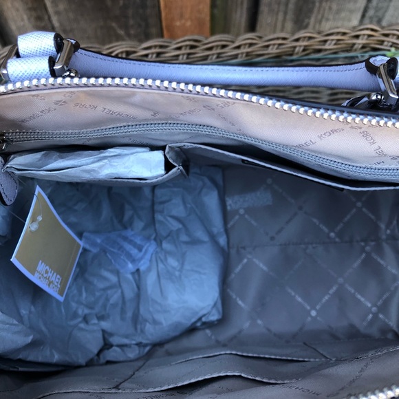 NWT Michael Kors large Ciara leather satchel lilac - Picture 5 of 8